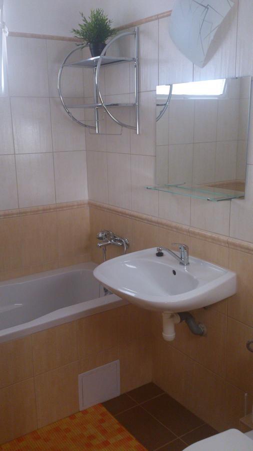 Penzion Exotic Ostrava Luaran gambar